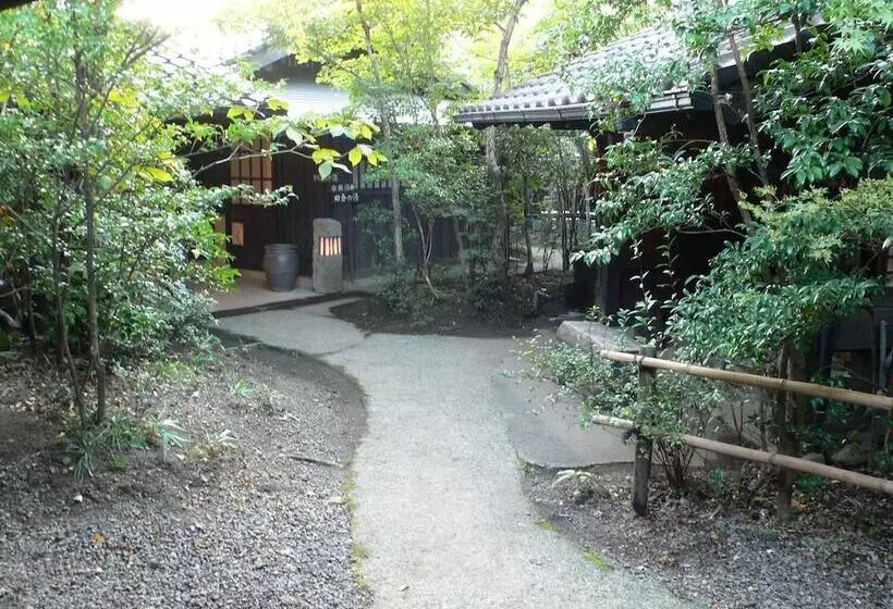 旅館 Okuaso No Yado Yamanami
