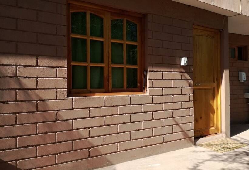 Yaalir At Mu   Hostel