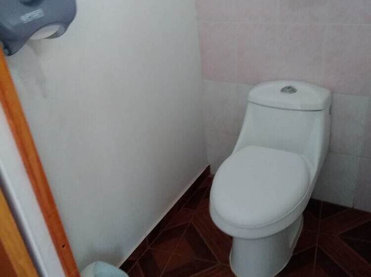 Yaalir At Mu   Hostel