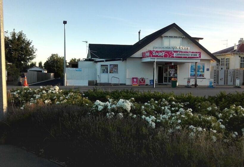 호스텔 Oxford Queenette Backpackers