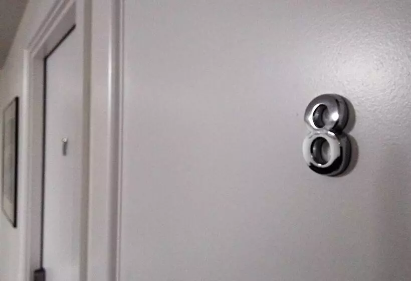 Retkeilymaja Oxford Queenette Backpackers