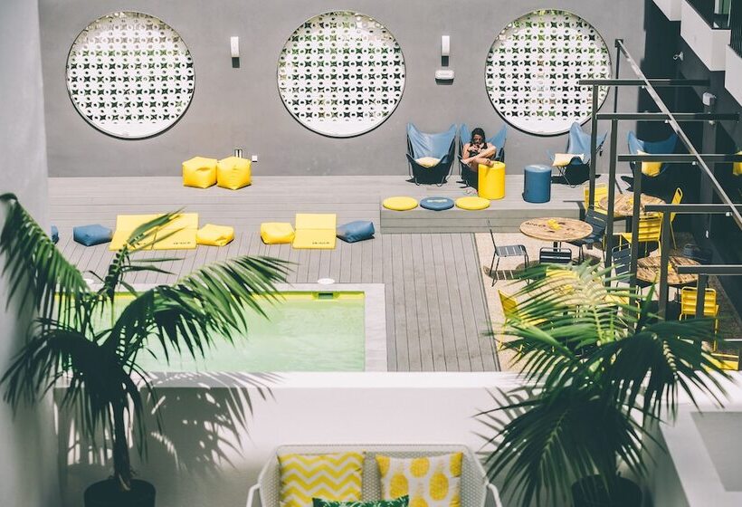 Amistat Island Hostel Ibiza Albergue Juvenil