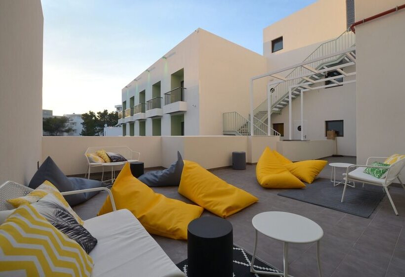 Amistat Island Hostel Ibiza Albergue Juvenil