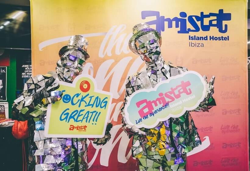 Amistat Island Hostel Ibiza Albergue Juvenil