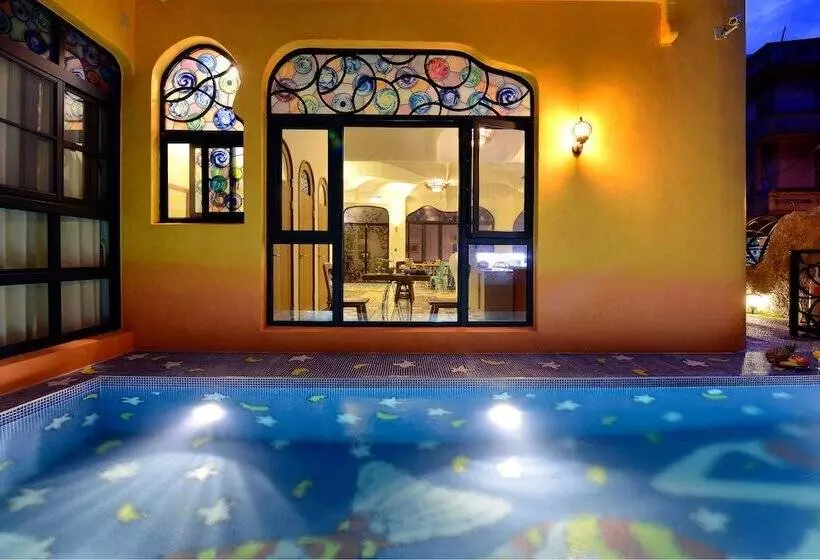 تختخواب و صبحانه Moon Star Villa