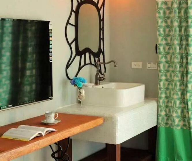 تختخواب و صبحانه Moon Star Villa