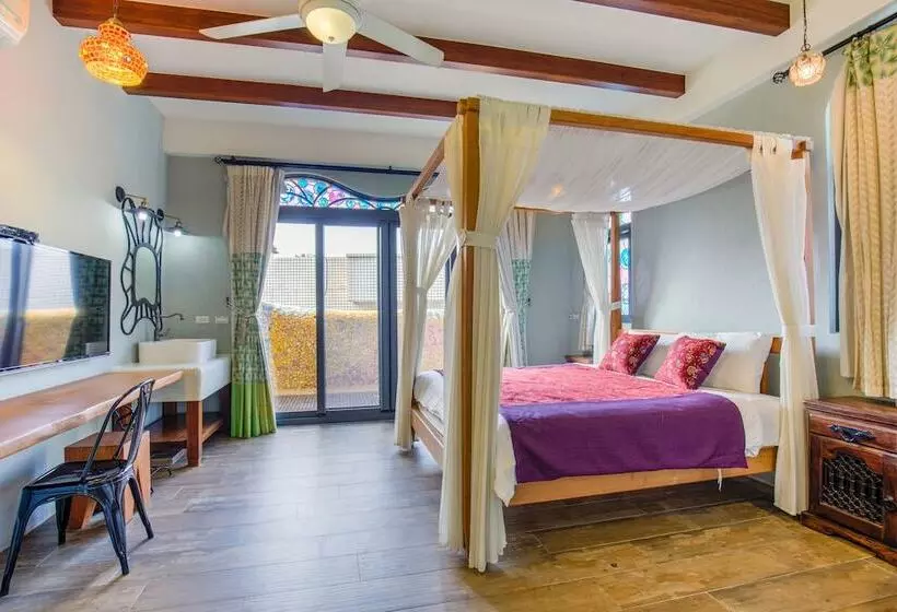 تختخواب و صبحانه Moon Star Villa