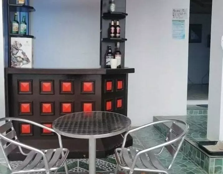 Hotelli Aizawa Beach Resort