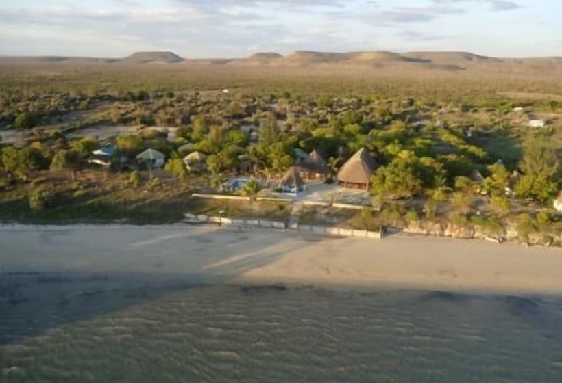 هتل Caliente Beach Lodge