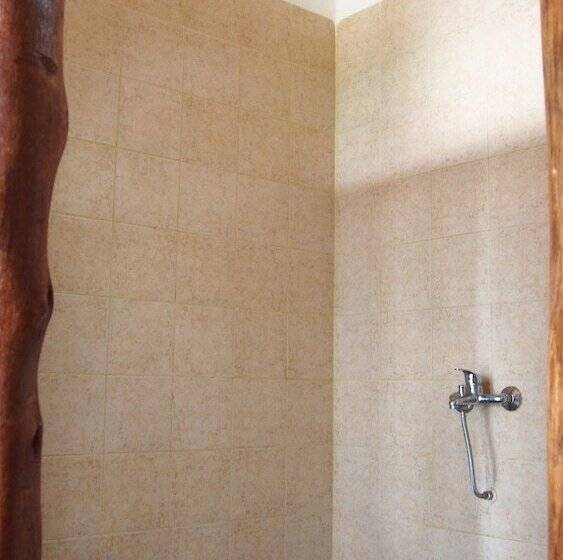 هتل Caliente Beach Lodge