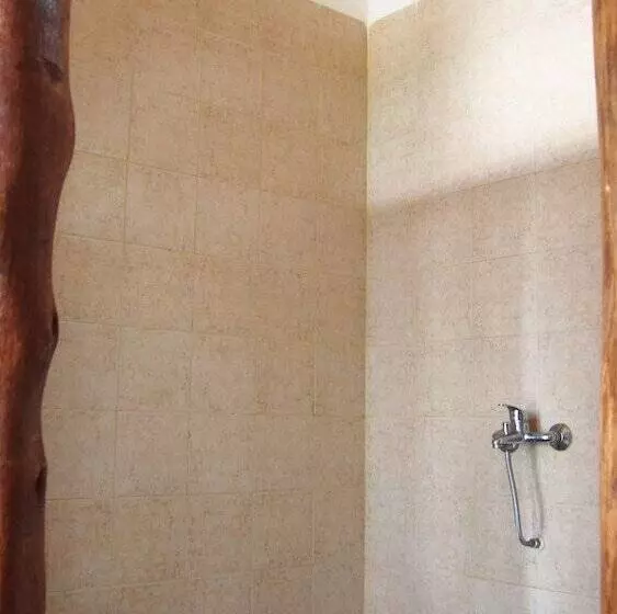 هتل Caliente Beach Lodge