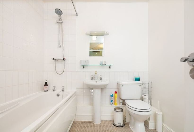 호텔 City Nq Apartments