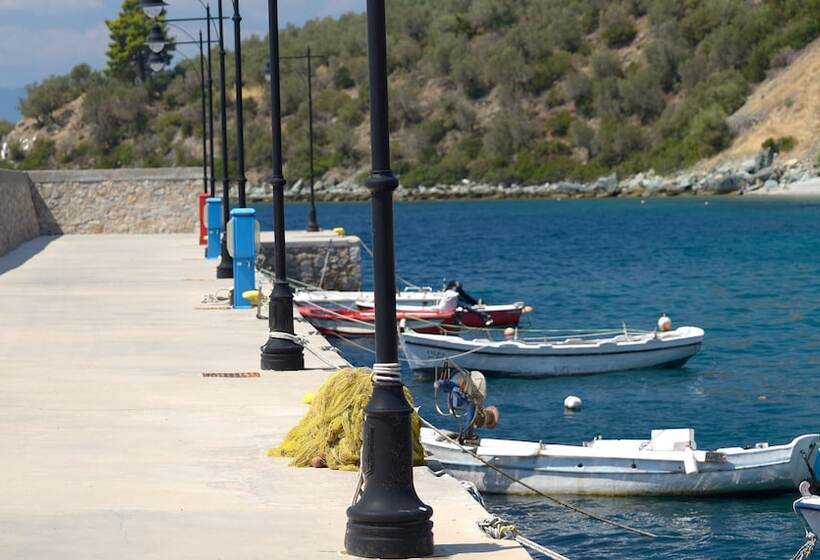 Hotel Kapougiati Studios