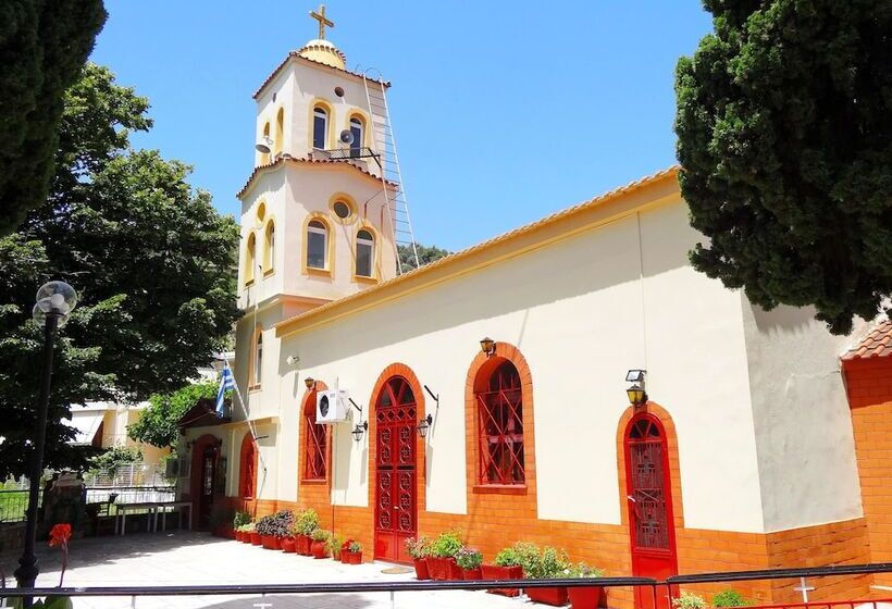 Hotel Kapougiati Studios