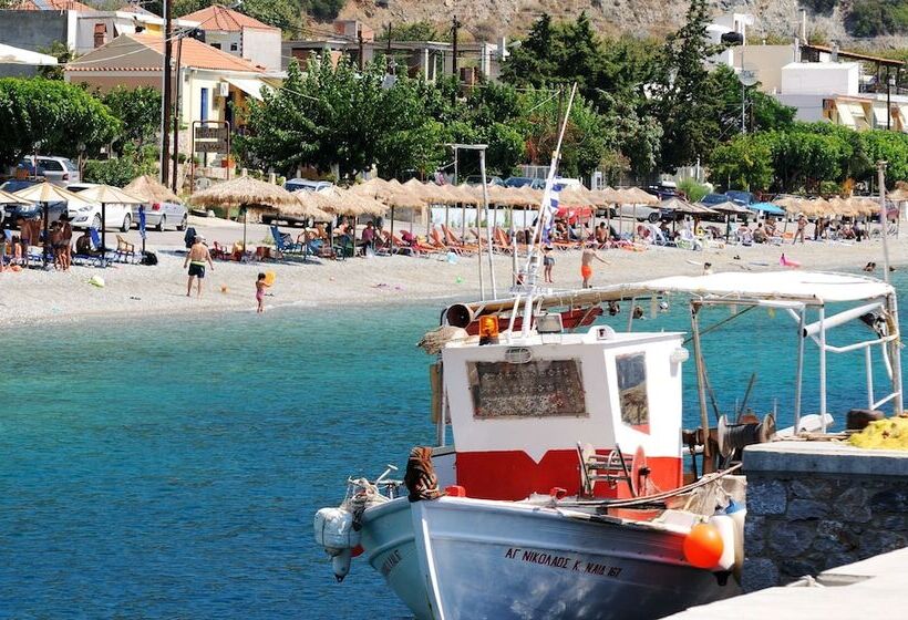 Hotel Kapougiati Studios