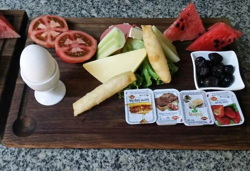 فندق La Vita Beach