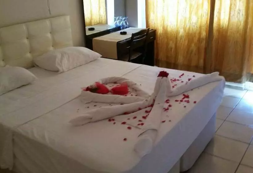 هتل La Vita Beach