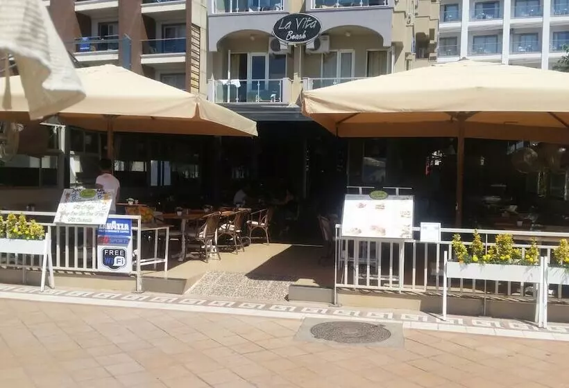 هتل La Vita Beach