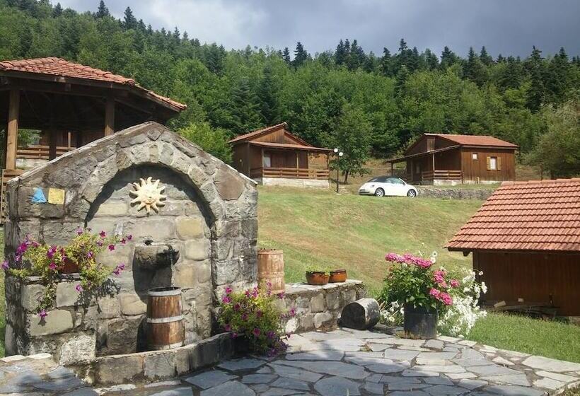 فندق Livadaki Village