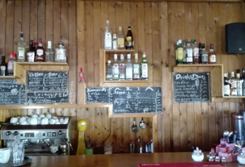 فندق Livadaki Village