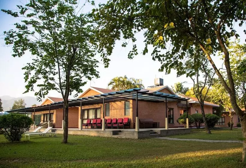 هتل Miraaya Wellness