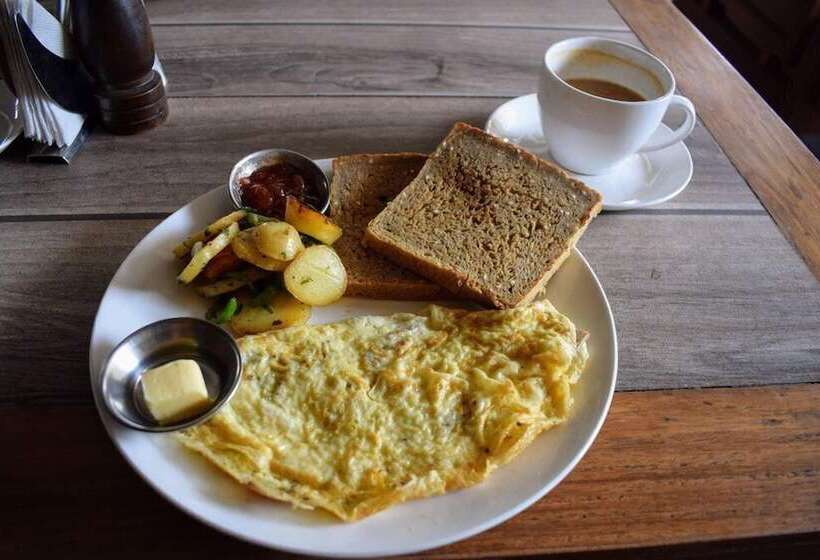 هتل Miraaya Wellness