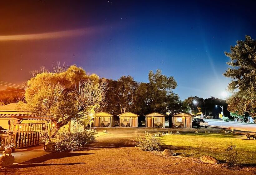 فندق Moosehead Lodge & Cabins