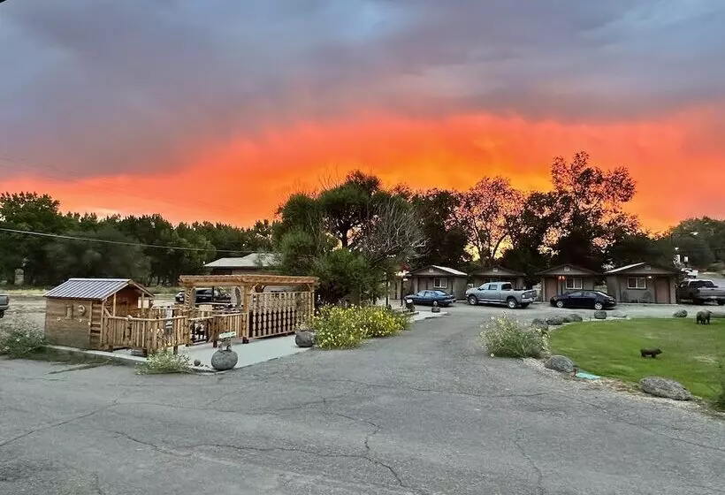 Hotelli Moosehead Lodge & Cabins