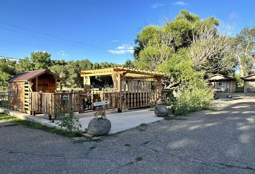 Hotelli Moosehead Lodge & Cabins