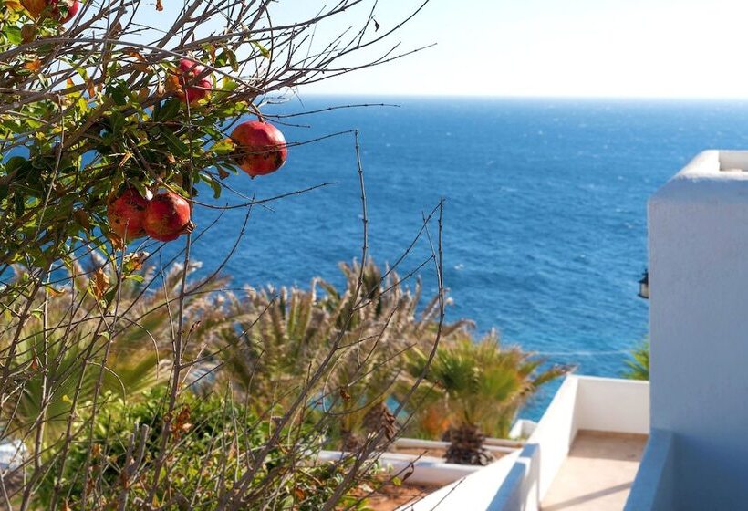 Hotel Pahivouni Studios & Suites