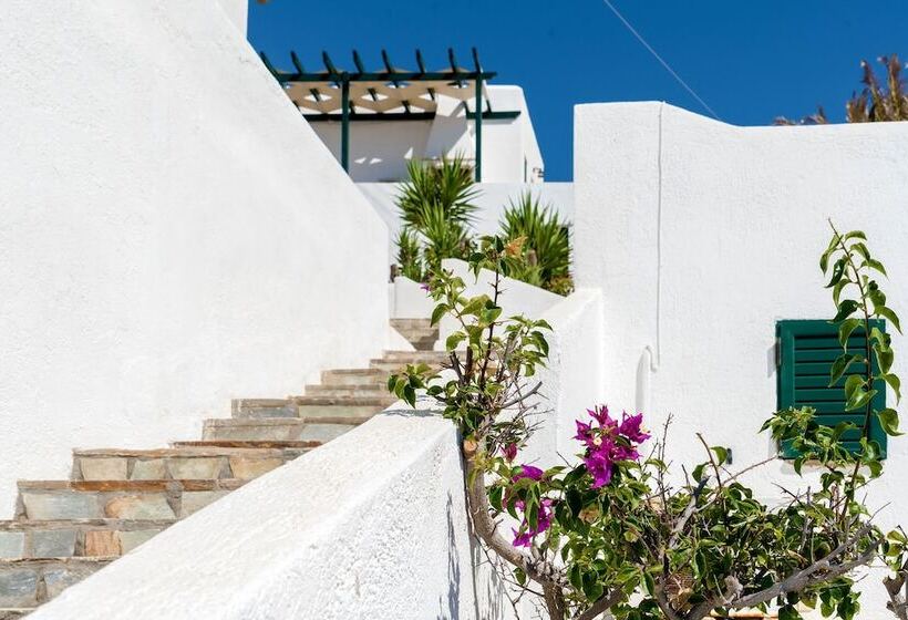 Hotel Pahivouni Studios & Suites