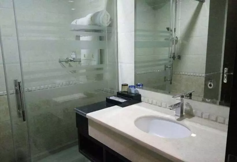 هتل Royal Hinthar