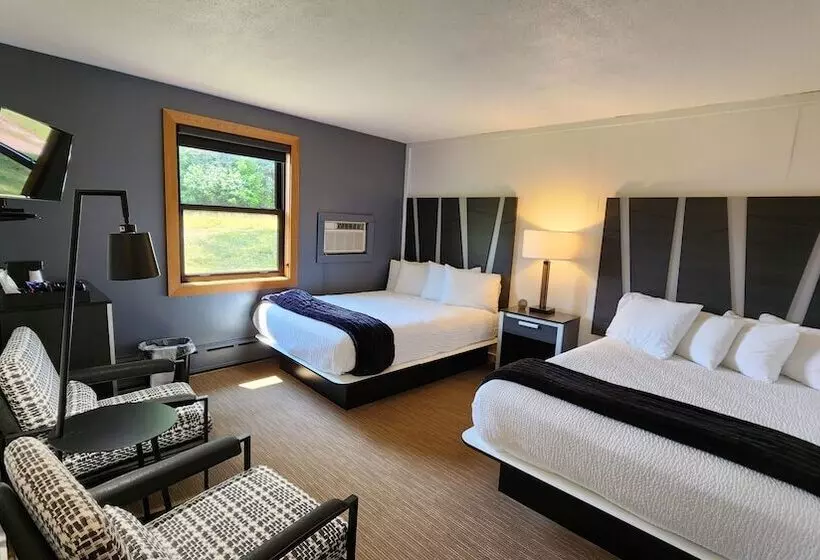 Hotelli Snowriver Mountain Resort