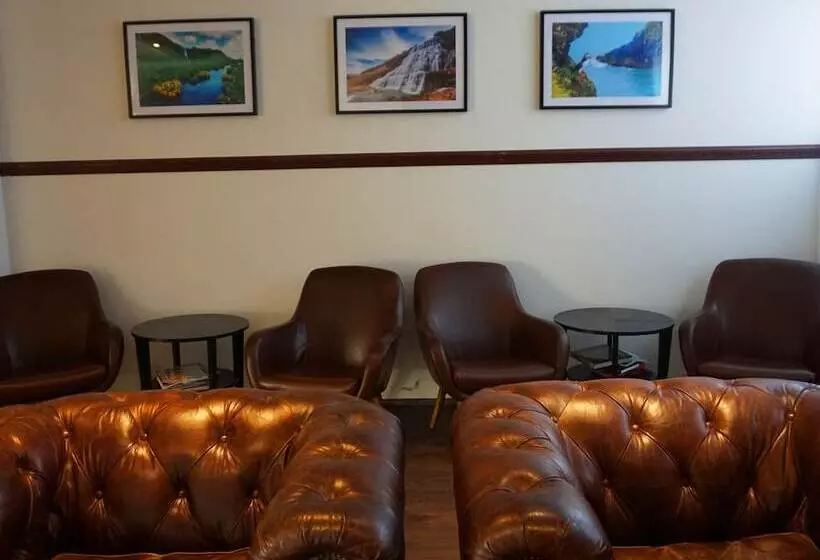 هتل The Northern Comfort Inn
