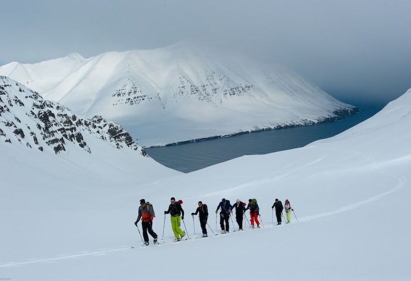 هتل The Northern Comfort Inn