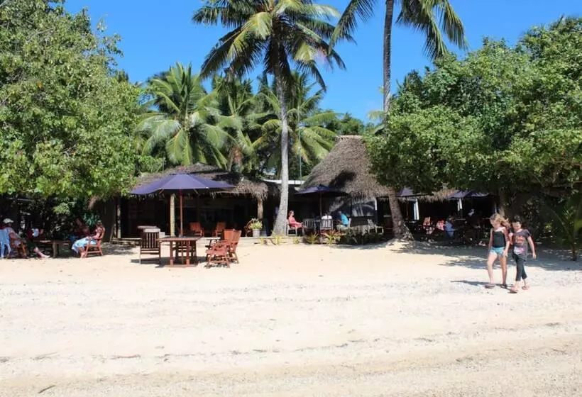 هتل Tongan Beach Resort