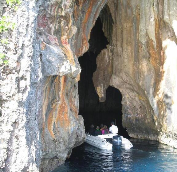 Hotel Tongan Beach Resort