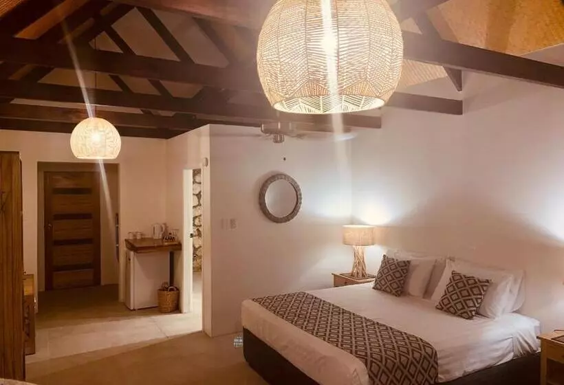 هتل Tongan Beach Resort