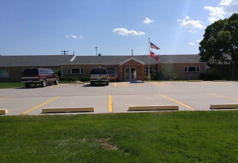 מוטל Lewellen Lodge