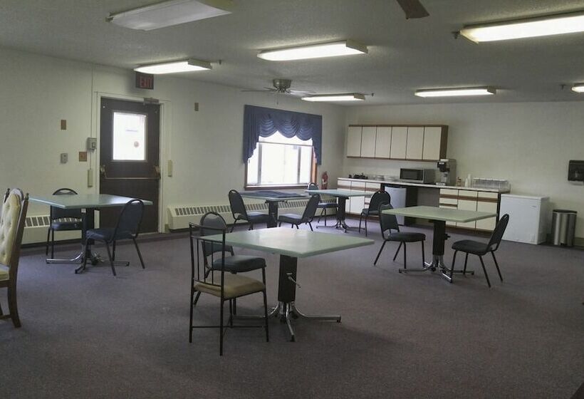 מוטל Lewellen Lodge