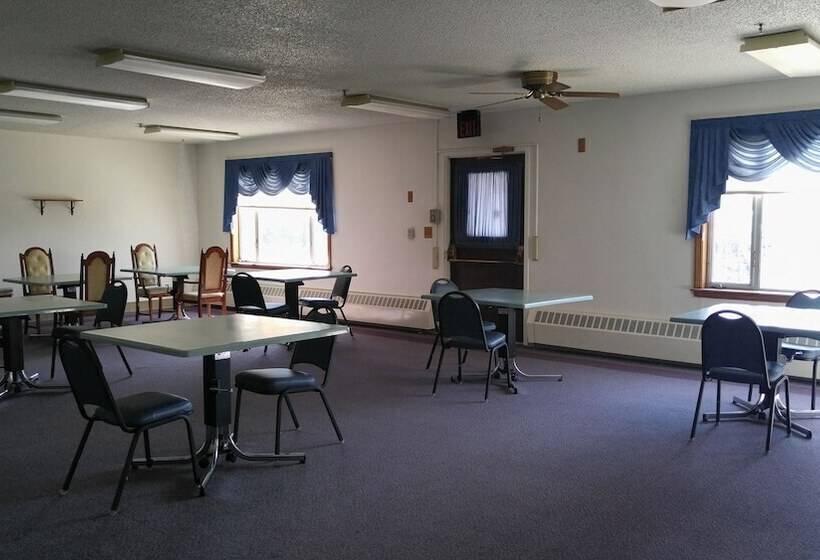 מוטל Lewellen Lodge