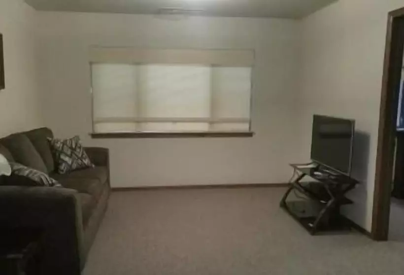 Motelli Lewellen Lodge