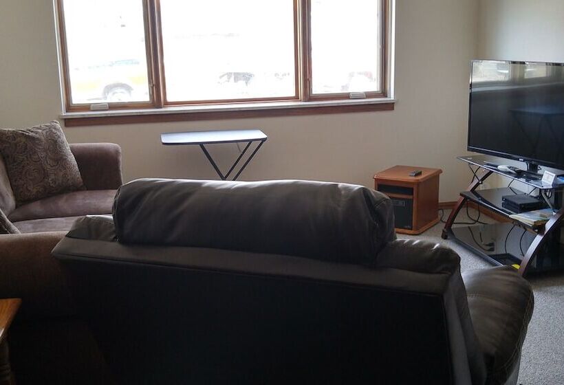 מוטל Lewellen Lodge