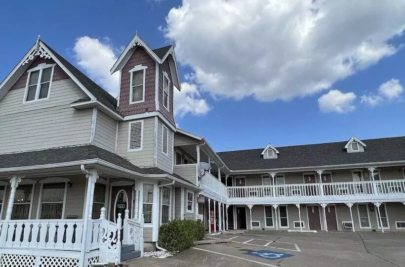 Motelli Victorian Inn