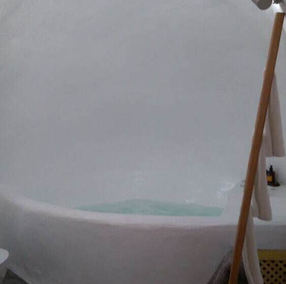 Pension (Hôtel basse catégorie) Akron Cliff Suite