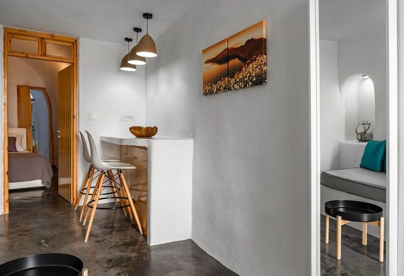 Pension (Hôtel basse catégorie) Akron Cliff Suite