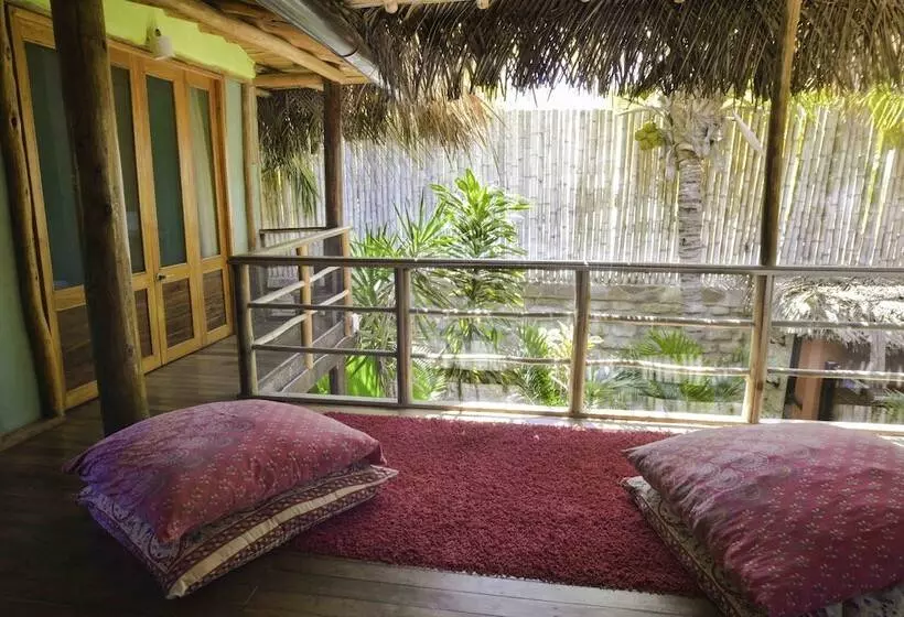 پانسیون La Maison Eco House & Rooms