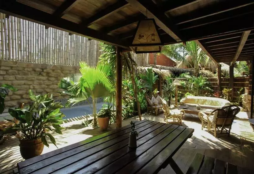 پانسیون La Maison Eco House & Rooms