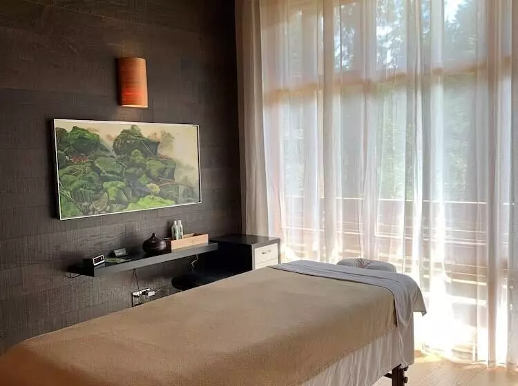 ペンション Shades Of Jade Inn And Spa