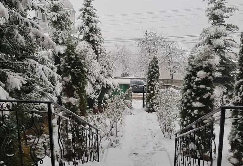 Pensiunea Agroturistica Piscul Soarelui